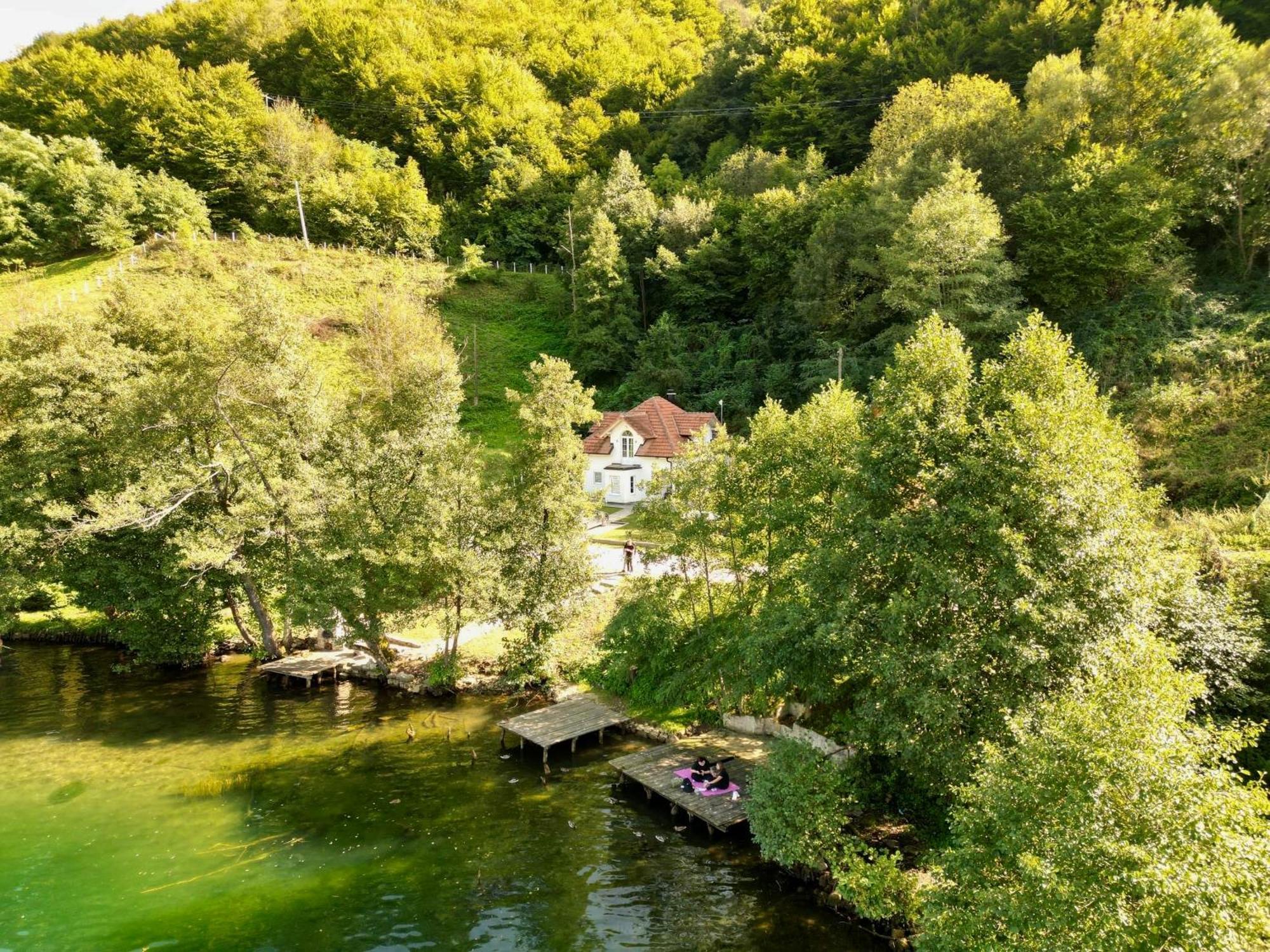 Вилла Cobras Plivsko Jezero, Яйце Экстерьер фото
